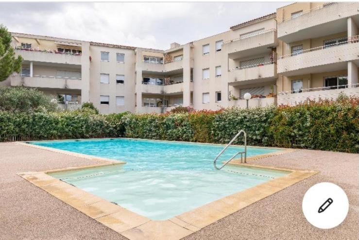 Joli T2/ Tram/ Clim/ Parking/ Wifi/ Piscine Daire Montpellier Dış mekan fotoğraf