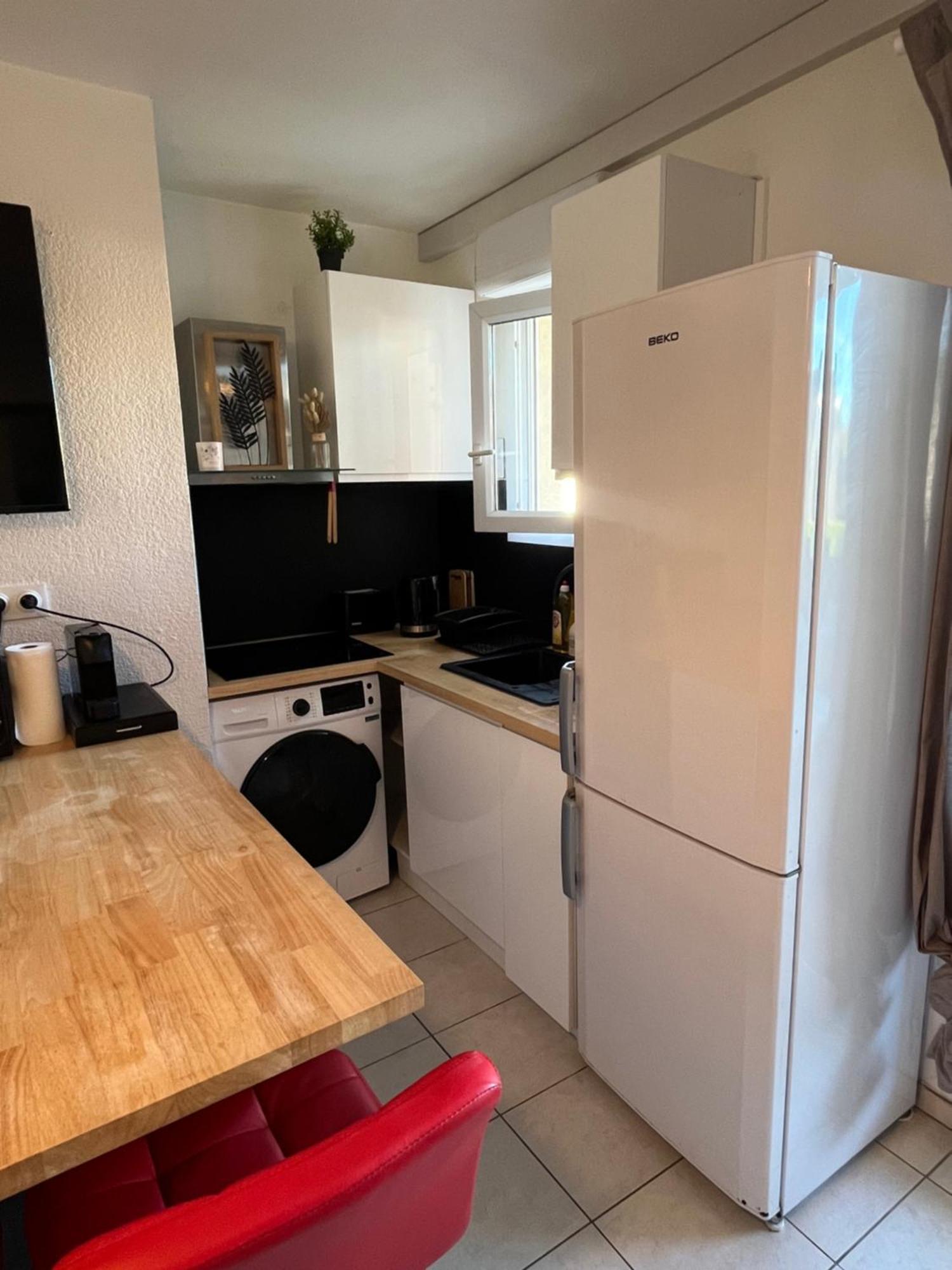 Joli T2/ Tram/ Clim/ Parking/ Wifi/ Piscine Daire Montpellier Dış mekan fotoğraf