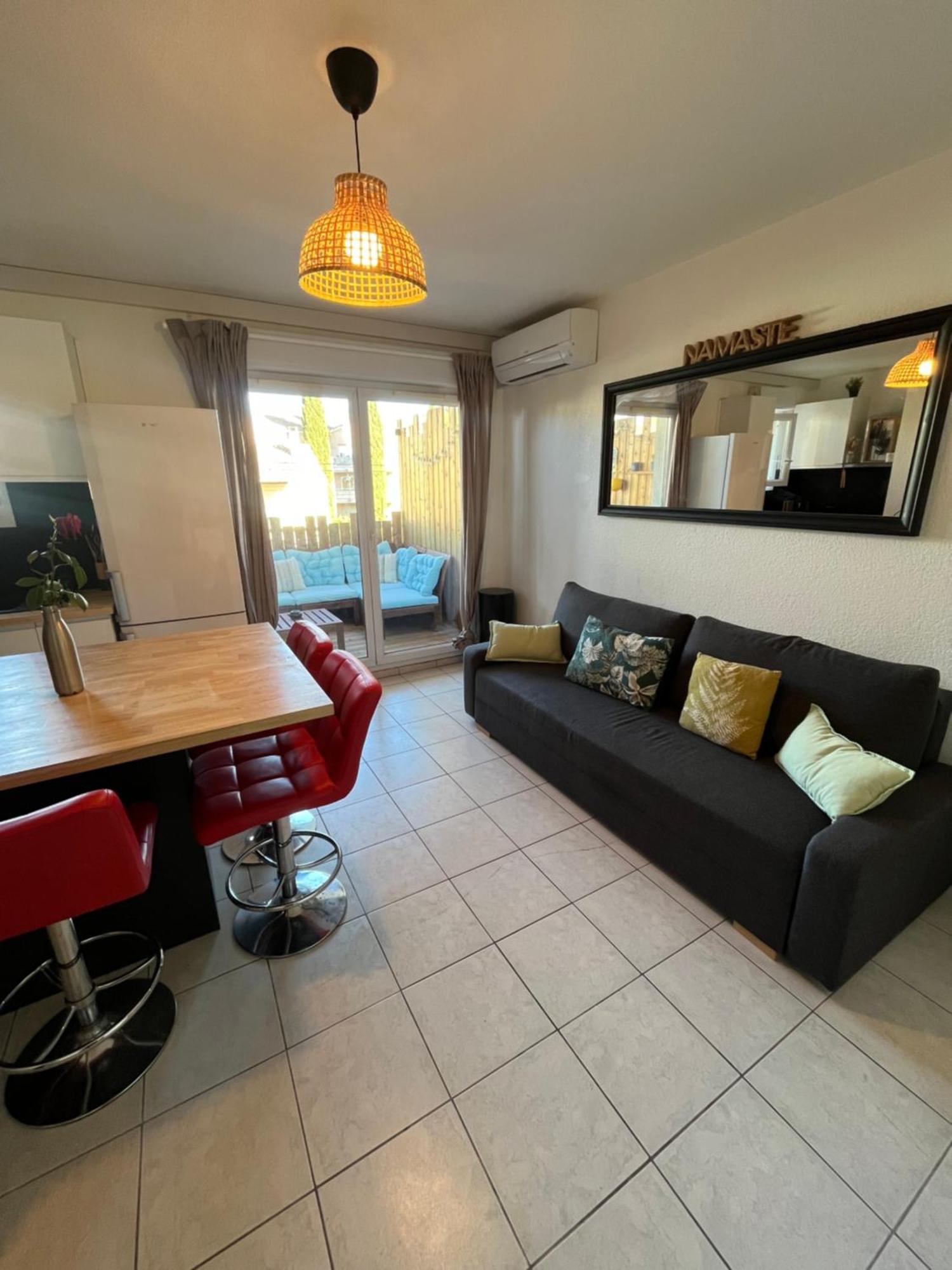 Joli T2/ Tram/ Clim/ Parking/ Wifi/ Piscine Daire Montpellier Dış mekan fotoğraf