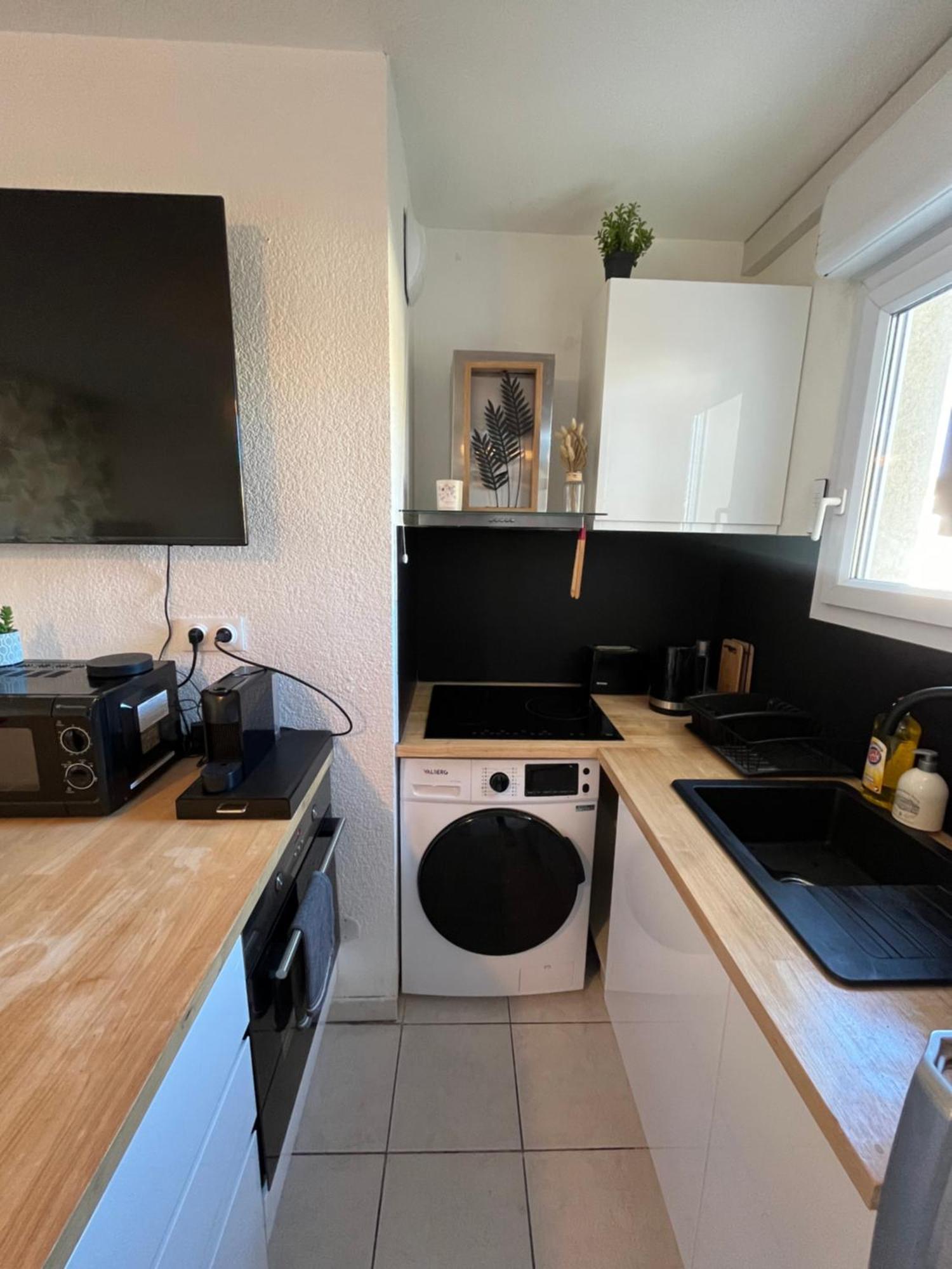 Joli T2/ Tram/ Clim/ Parking/ Wifi/ Piscine Daire Montpellier Dış mekan fotoğraf